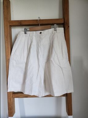 Vintage Milano Design Group Cream Pleated Linen Blend High Rise Shorts - Sz 14